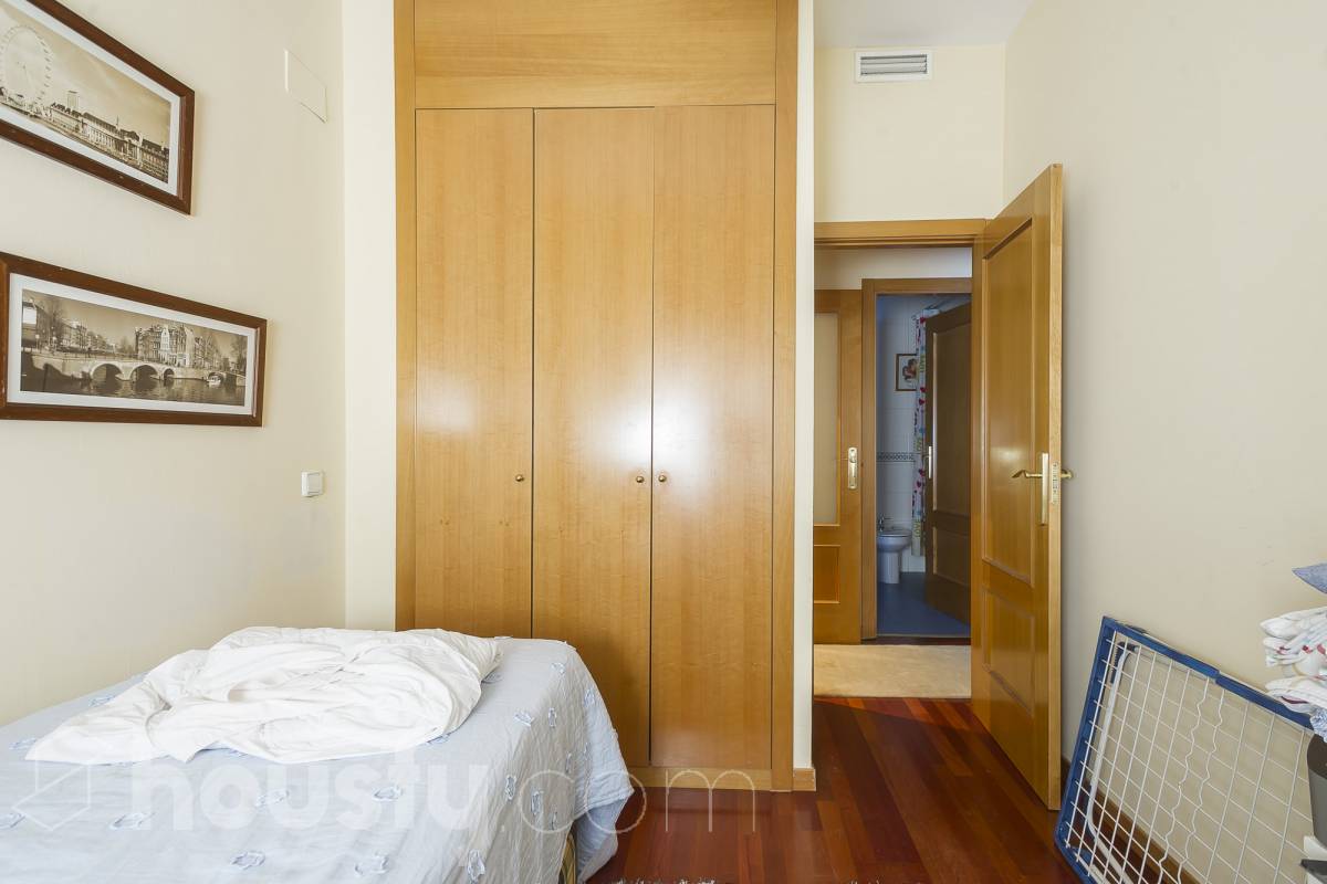 Bajo en venta en Avenida de Francisco Pi y Margall, Hortaleza, Madrid-2