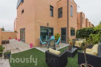 Casa en Calle Carlos Fuentes