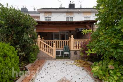 Casa en Calle Lago de Bañolas