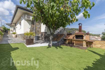 Casa en Carrer Frederic Corominas