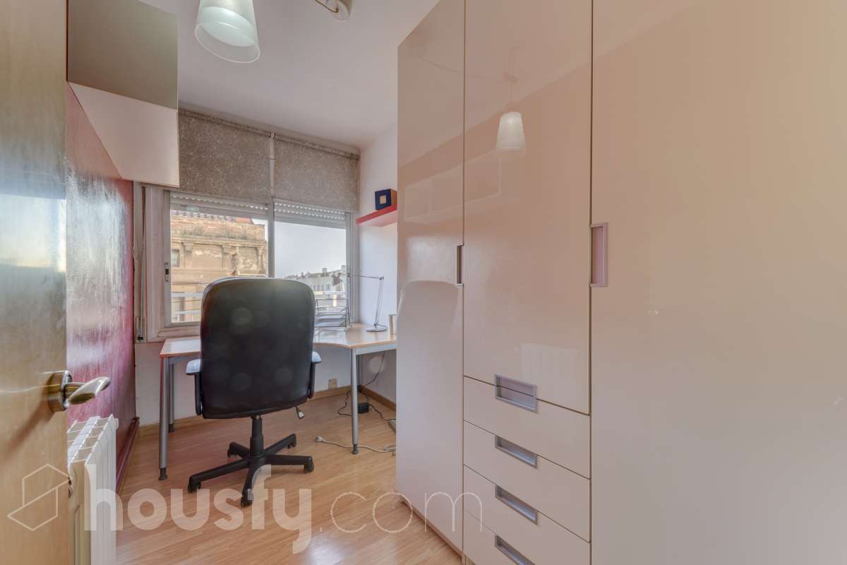 Piso en venta en Calle Ausias Marc D',  Sabadell-4