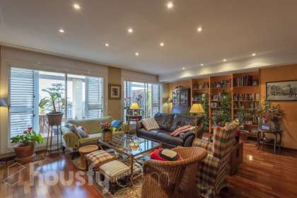 Ático en Plaça d'Adrià