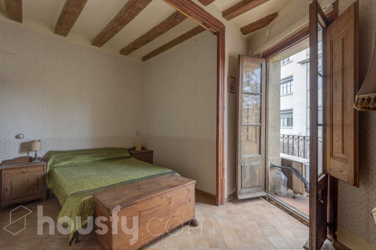 Piso en venta en Carrer del Portal Nou, Ciutat Vella, Barcelona-1