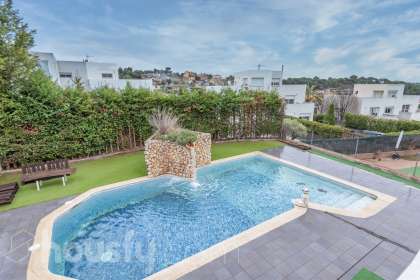 Casa en Carrer Magnòlia