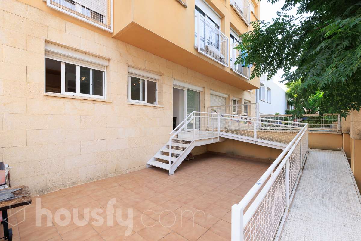 Piso en venta en CR CAMBRILS,,  Montbrio del Camp-0