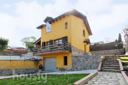 Casa en Carrer Rossinyol