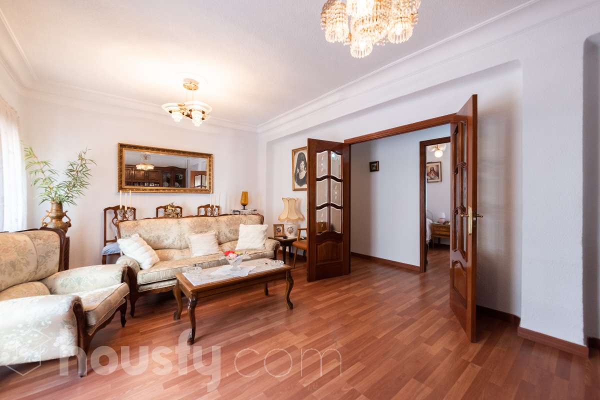 Piso en venta en Calle de Ercilla, Arganzuela, Madrid-0