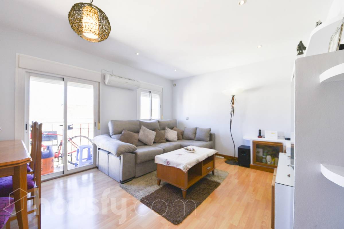 Piso en venta en Calle del Puerto de Arlabán, Puente de Vallecas, Madrid-0
