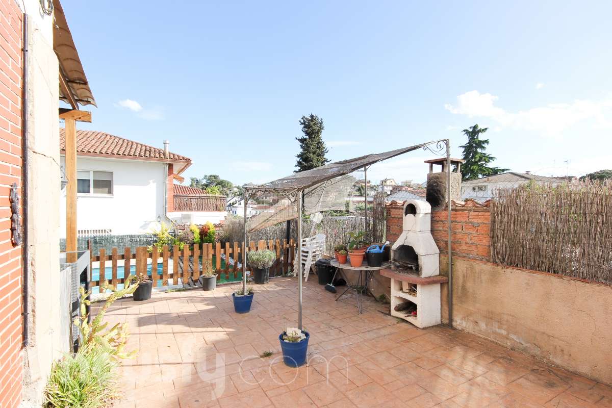 Casa en venta en Carrer de l'Estany d'Engolasters,  Lliçà d'Amunt-3