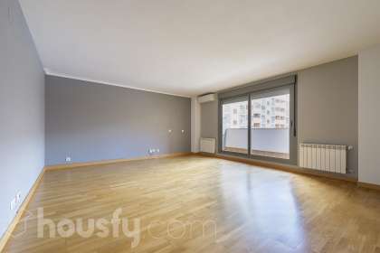 Piso en Calle Débora Arango