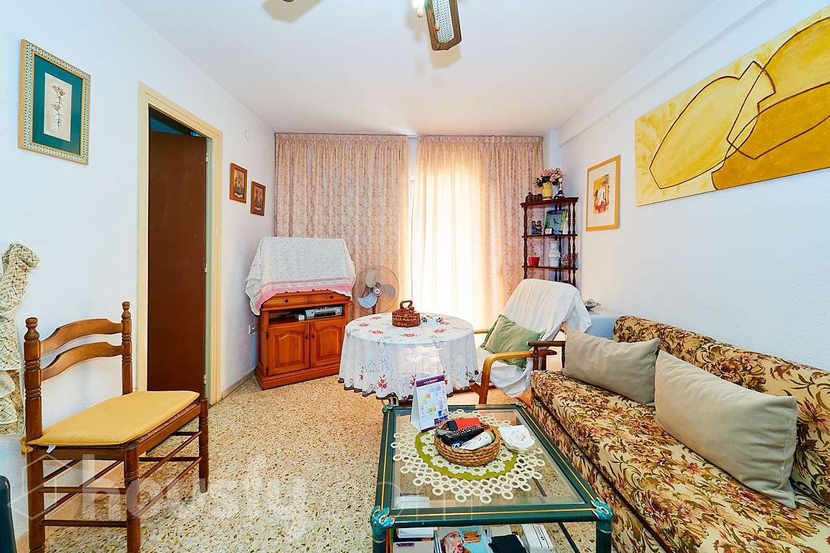 Piso en venta en Avinguda de la Comunitat Valenciana, Rincón de Loix, Benidorm-0