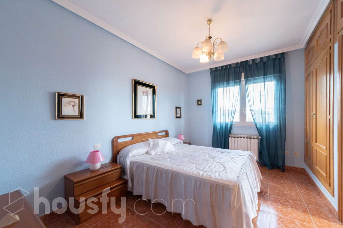 Casa en venta en Calle Guadalcampo,  Guadalix de la Sierra-1