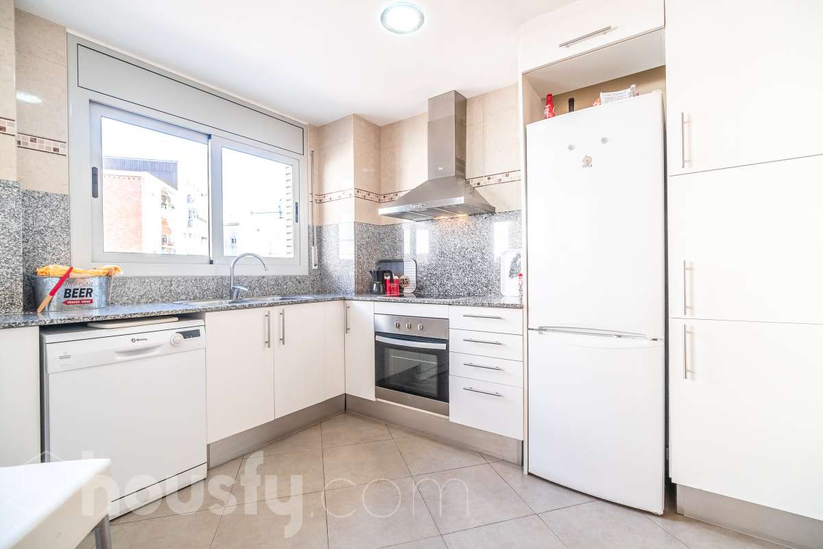 Piso en venta en Carrer del Marquès de Monistrol,  Sant Feliu de Llobregat-2