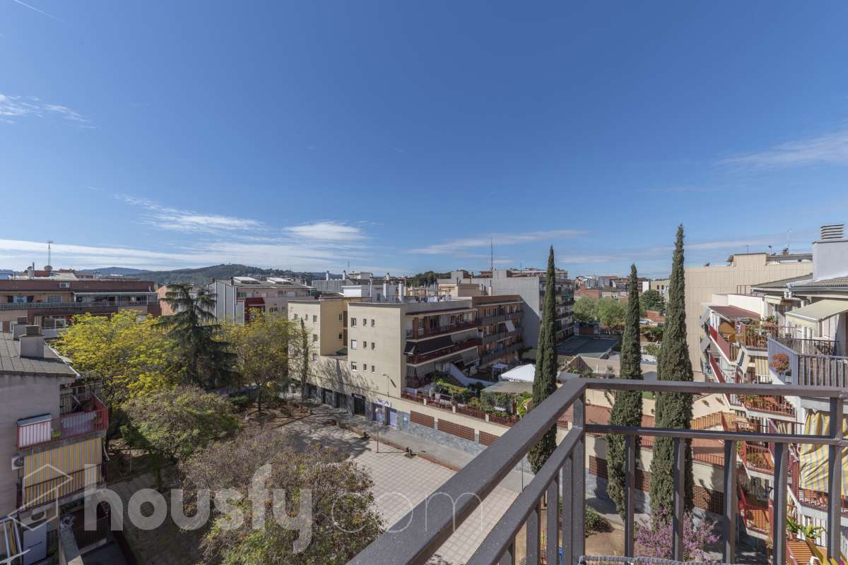 Ático en venta en Calle Sant Ramon,  Cerdanyola del Vallès-1