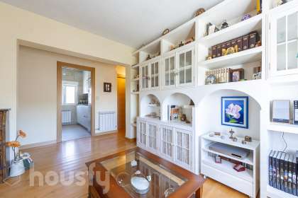 Piso en Calle de la del Manojo de Rosas