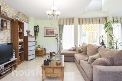 Casa en Calle Miralrio