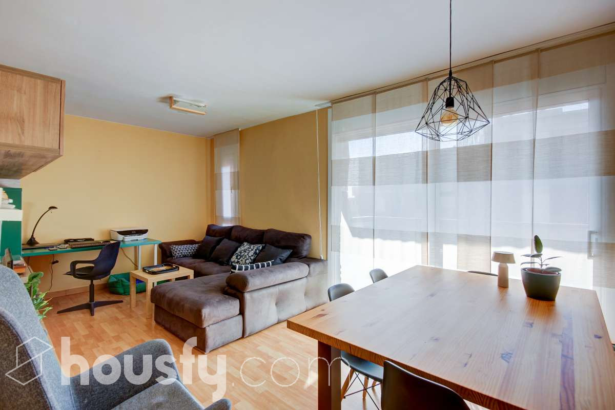 Piso en venta en Via Aurèlia, La Concòrdia - Can Rull, Sabadell-0