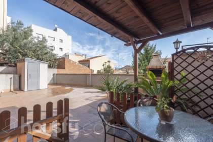 Piso en Carrer de l'Empordà