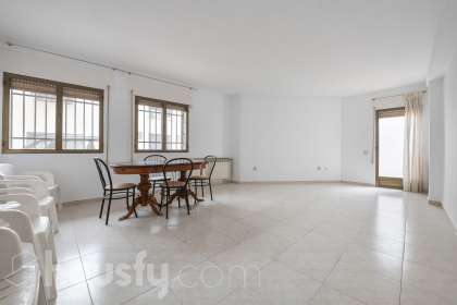 Piso en Calle Higuera