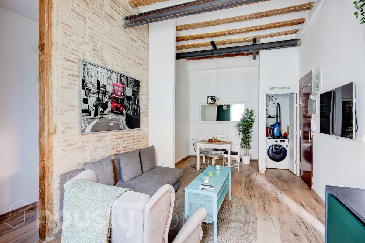 Piso en venta en PJ BERNARDI MARTORELL, Ciutat Vella, Barcelona-0