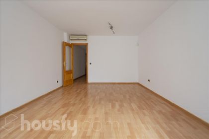 Piso en Calle Mora d'ebre