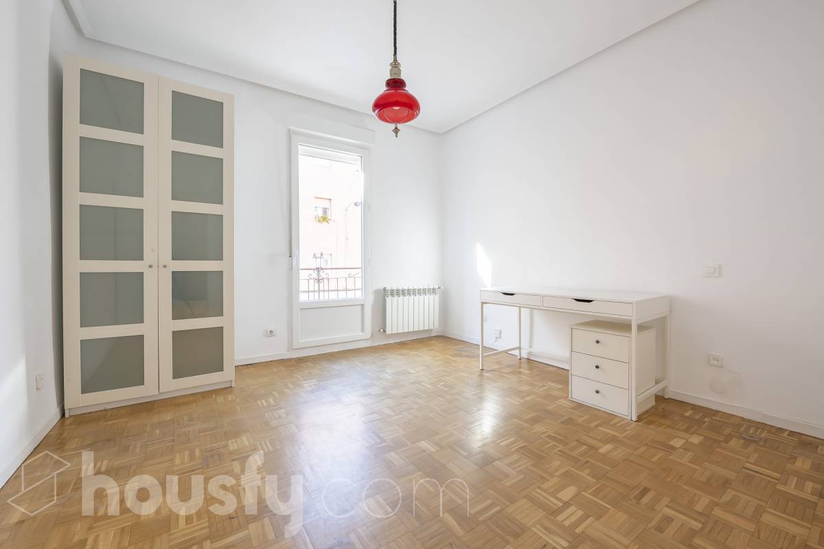 Casa en alquiler en Calle de Villaamil, Tetuán, Madrid-1