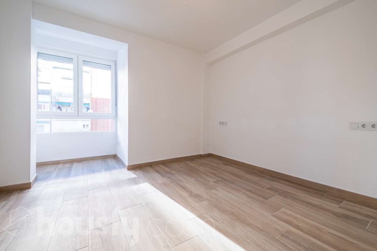 Piso en alquiler en Calle de Sarria, Fuencarral, Madrid-1