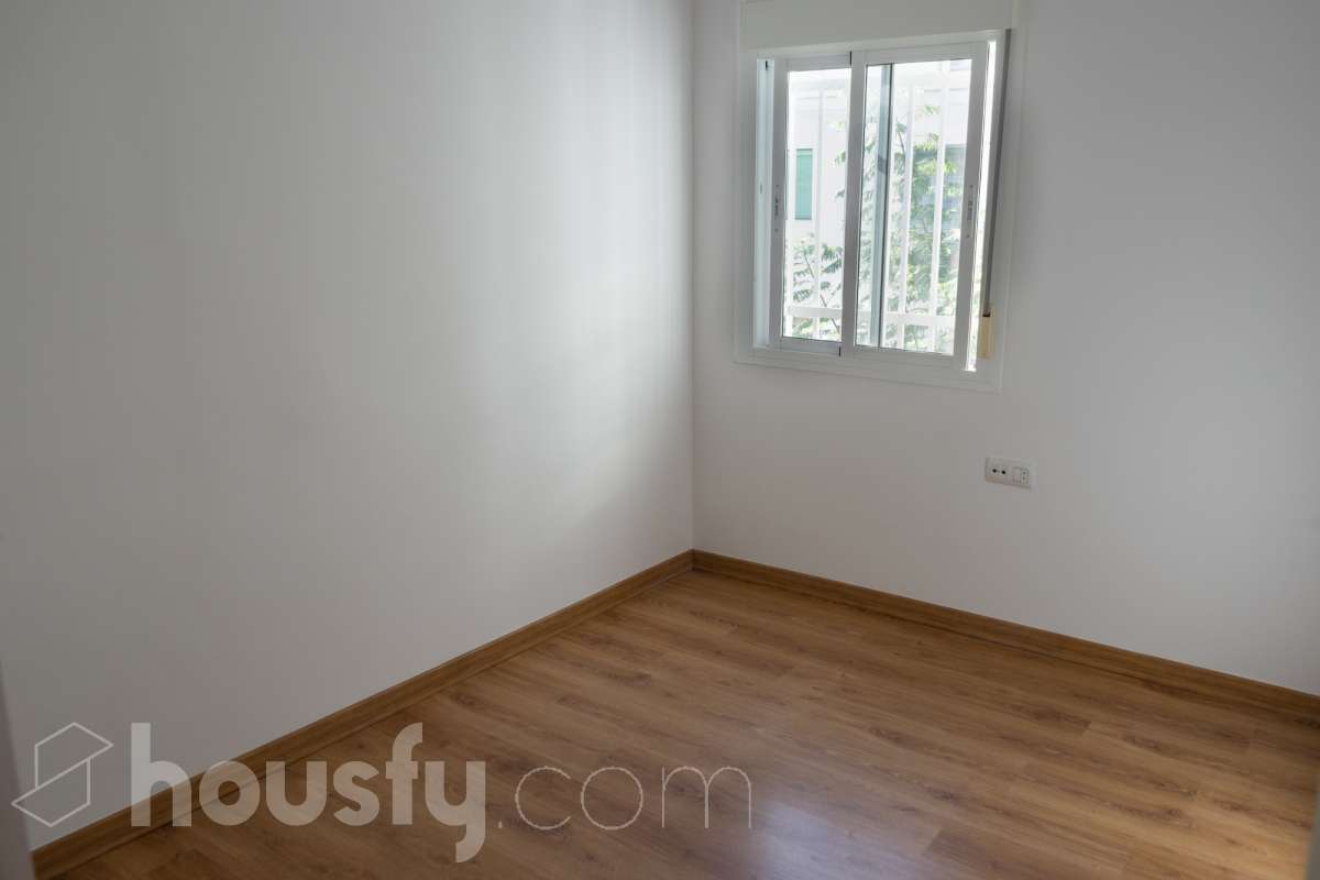 Piso en alquiler en Calle López Pinillos, Triana, Sevilla-1