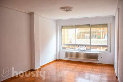 Piso en Calle Recesvinto