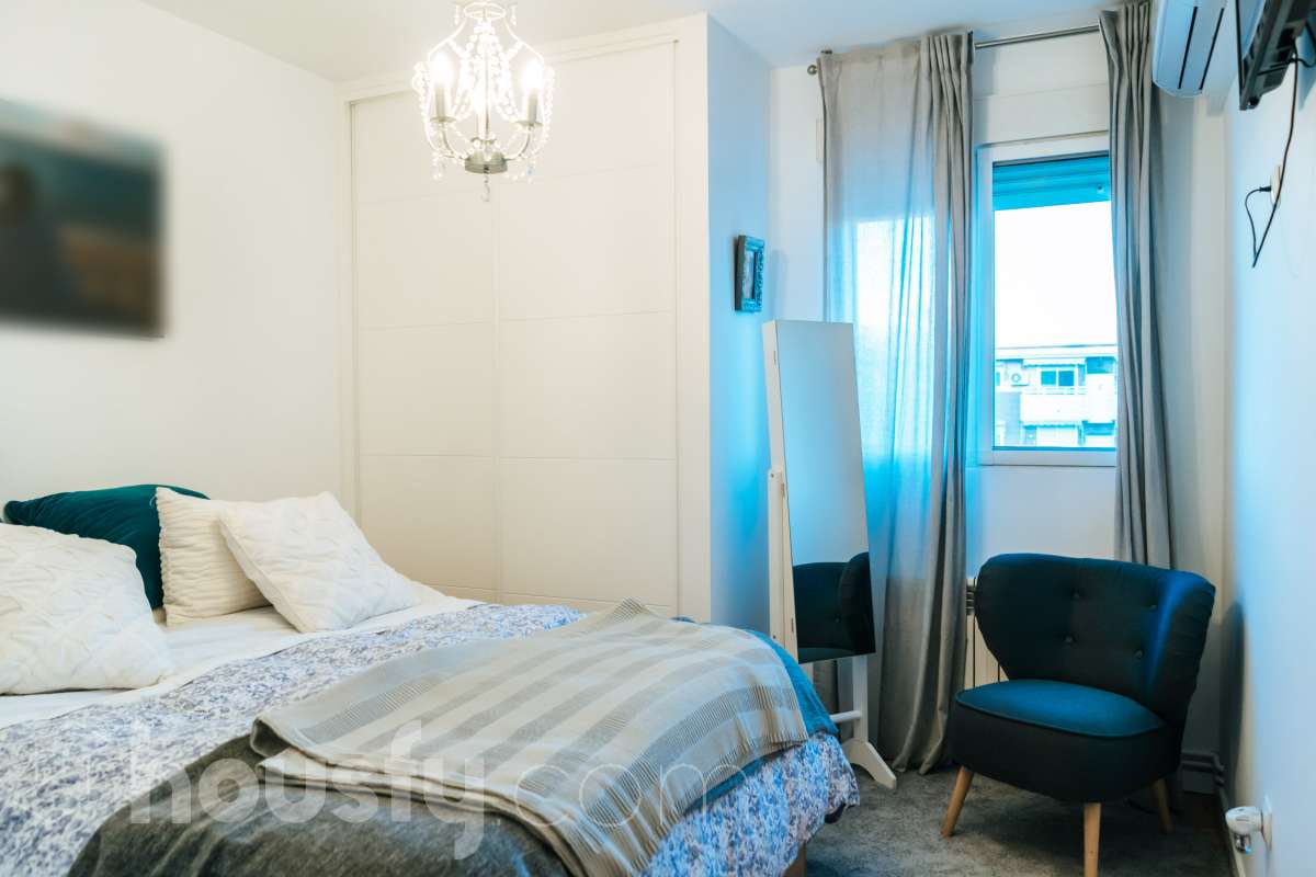 Piso en alquiler en Calle Nazario Calonge,  San Fernando de Henares-3