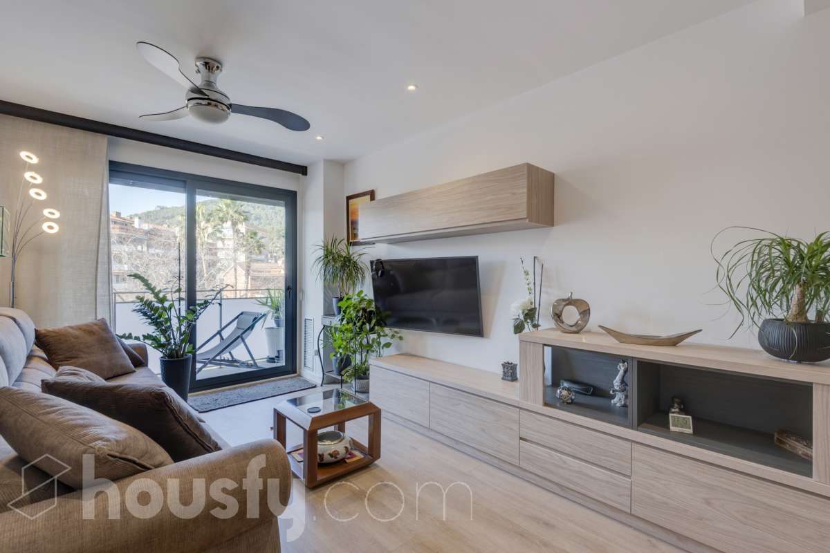 Piso en venta en Avinguda Prat de la Riba,  Pallejà-0