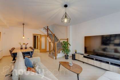 Casa en Avinguda Hermenegildo Almirall