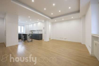 Bajo en Calle de Orense