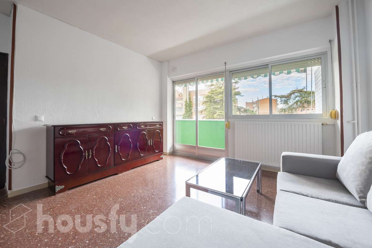 Piso en alquiler en Calle Torrelavega,  San Fernando de Henares-1