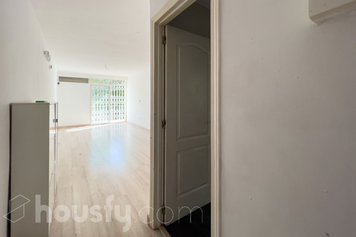 Piso en venta en Carrer del Doctor Modrego,  Badalona-1