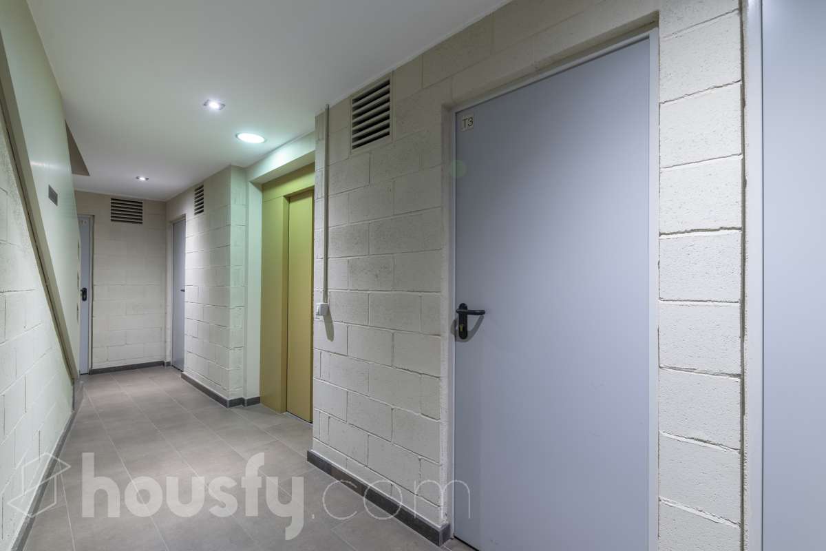 Piso en venta en Carrer de Jaume Balmes,  Molins de Rei-2