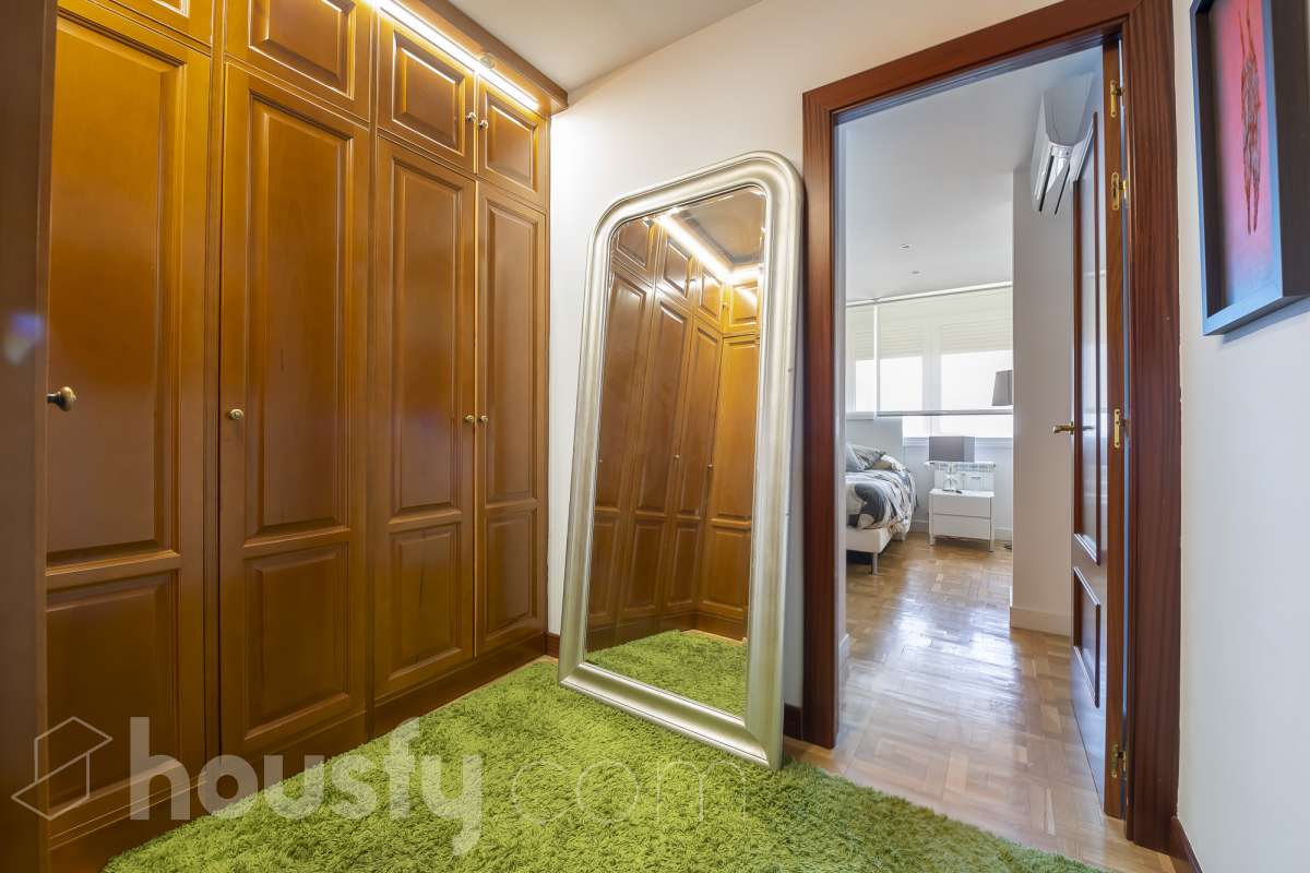 Piso en alquiler en Calle del Condado de Treviño, Ciudad Lineal, Madrid-1