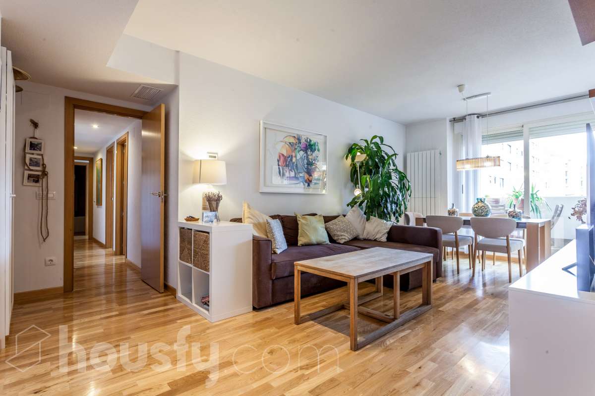 Piso en venta en Calle de Valcarlos, Fuencarral, Madrid-0
