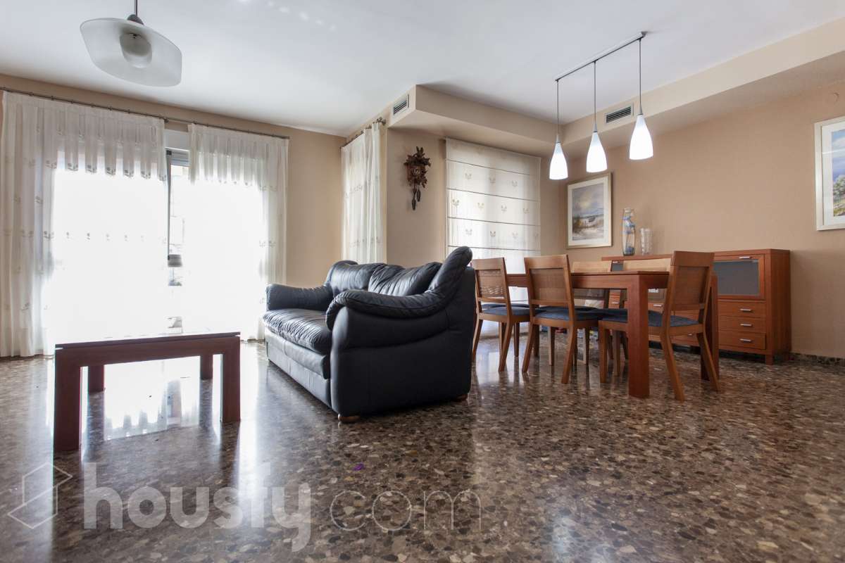 Piso en alquiler en Avinguda de València, Centro Ciudad, Gandia-0