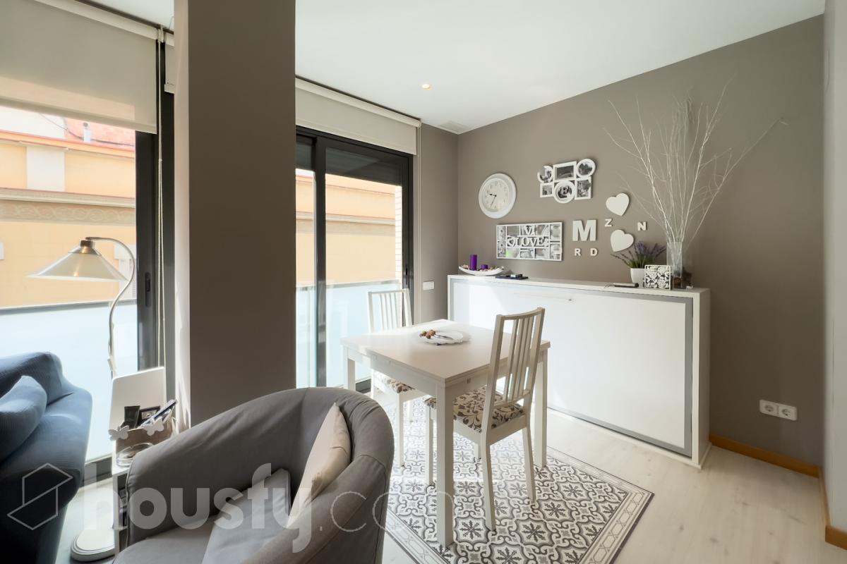 Piso en alquiler en Carrer de Violant d'Hongria Reina d'Aragó, Sants-Montjuïc, Barcelona-1