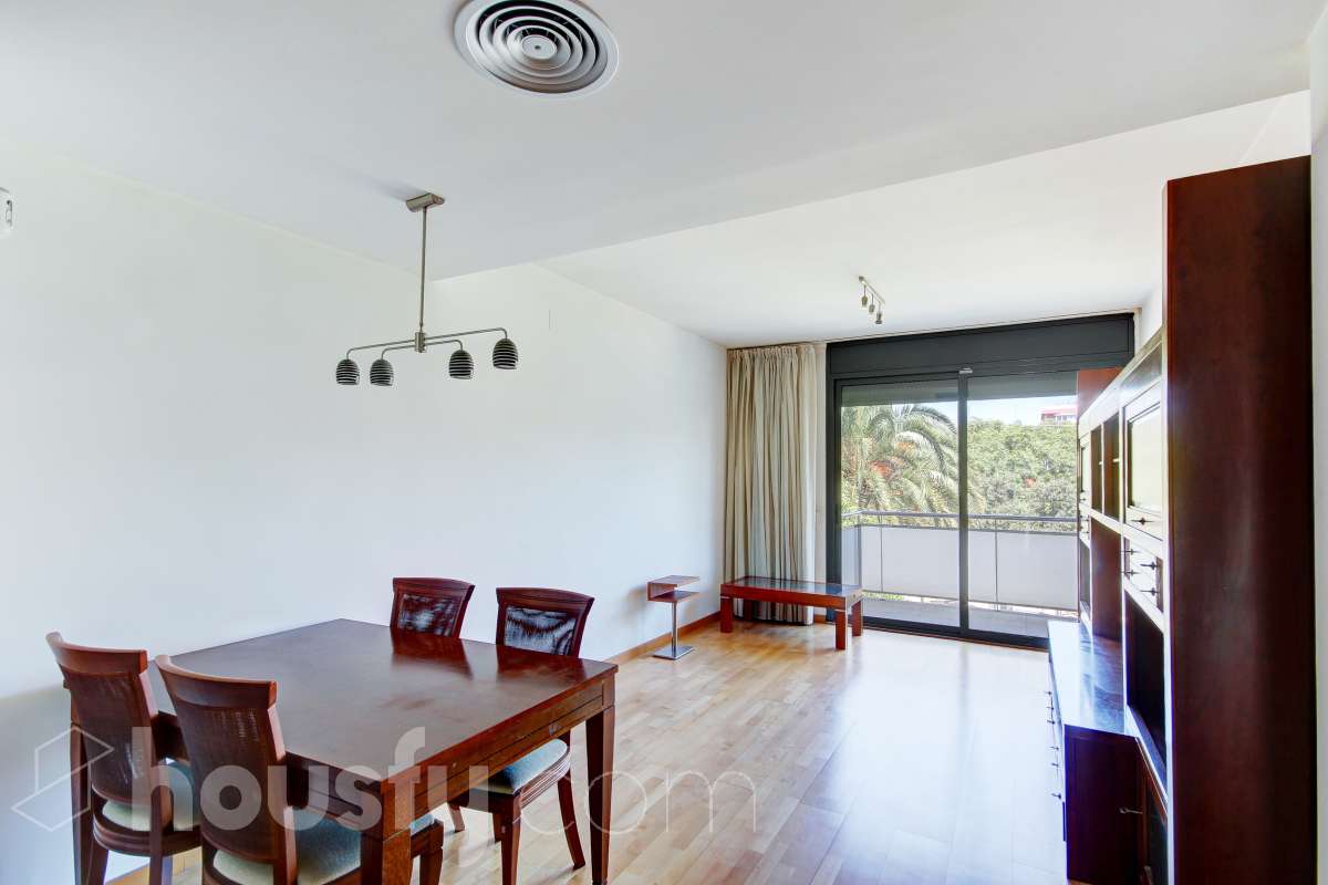 Piso en venta en Carrer de Garcilaso, Sant Andreu, Barcelona-0
