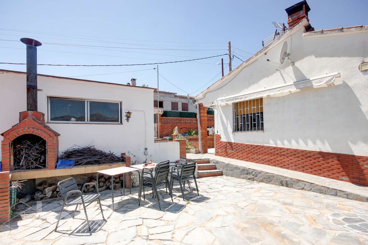 Casa en alquiler en Carrer del Jacint,  Esparreguera-0