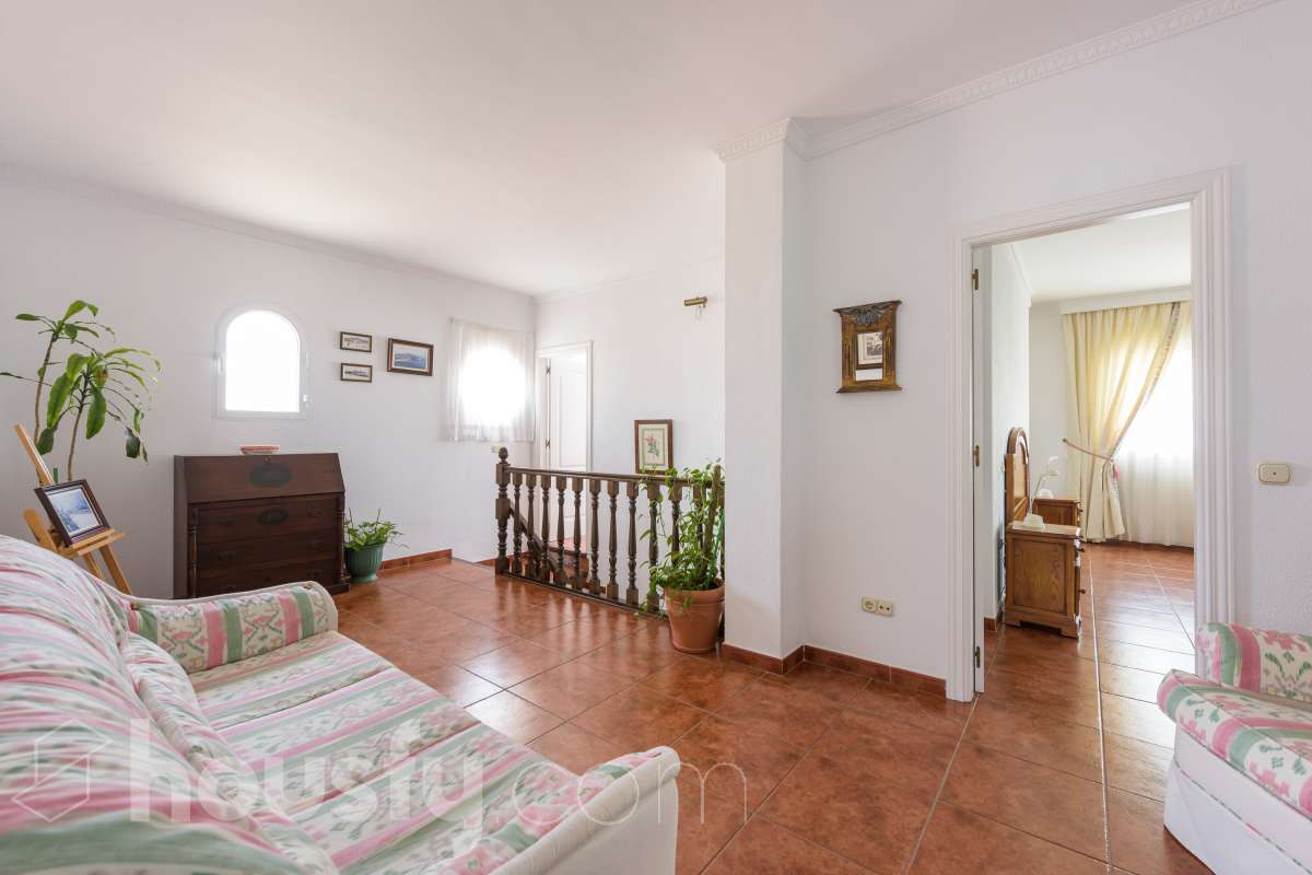 Casa en alquiler en Calle Amapola,  Alhaurín de la Torre-2