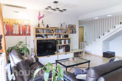 Dúplex en Calle America