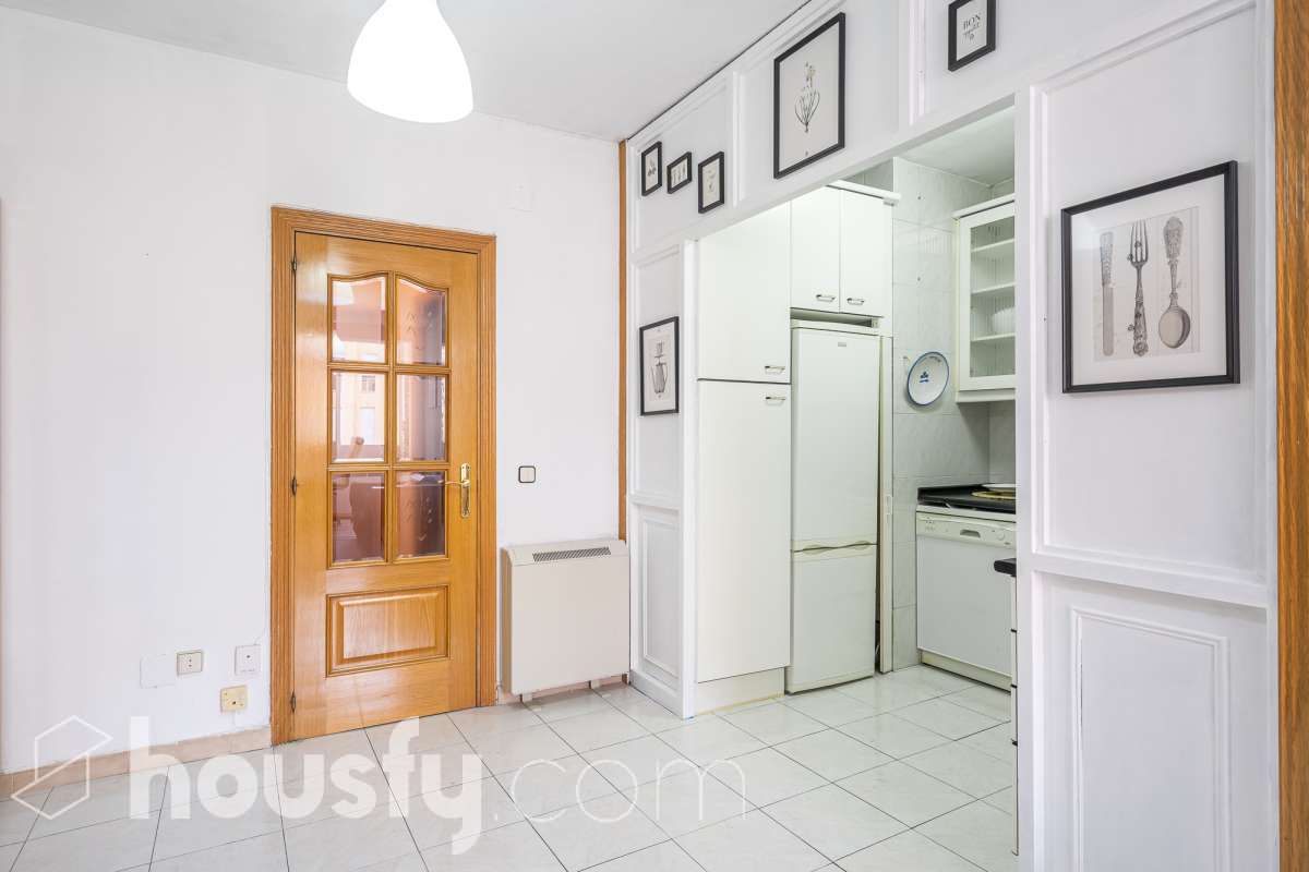 Piso en alquiler en Avenida de la Ciudad de Barcelona, Retiro, Madrid-1