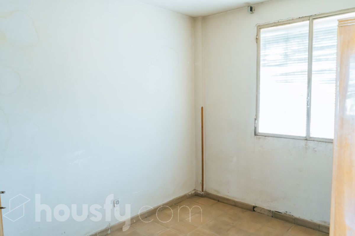 Piso en venta en Calle de la Encomienda de Palacios, Moratalaz, Madrid-0