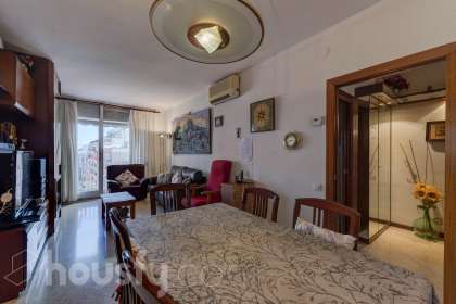 Piso en Carrer d'Hipòlit Lázaro