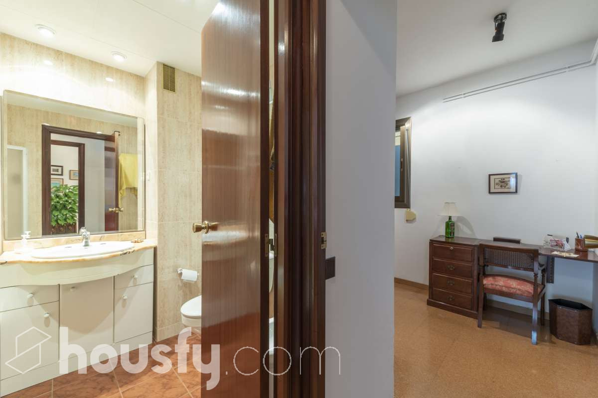 Piso en venta en Carrer de Trajà, Sants-Montjuïc, Barcelona-1