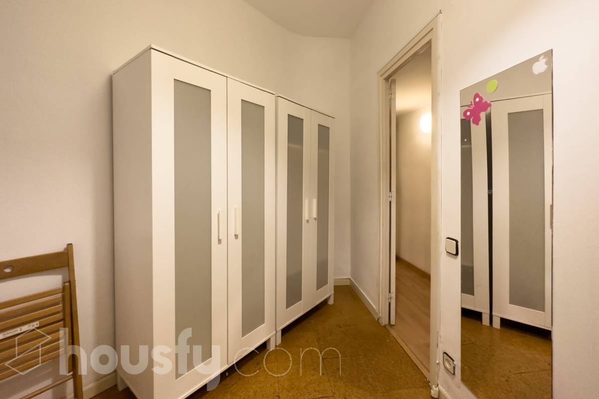 Piso en alquiler en Carrer de Viladomat, Eixample, Barcelona-1