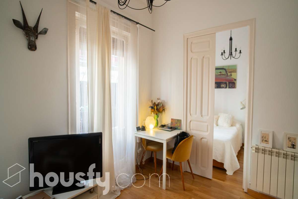 Piso en alquiler en Calle de la Galería de Robles, Centro, Madrid-2